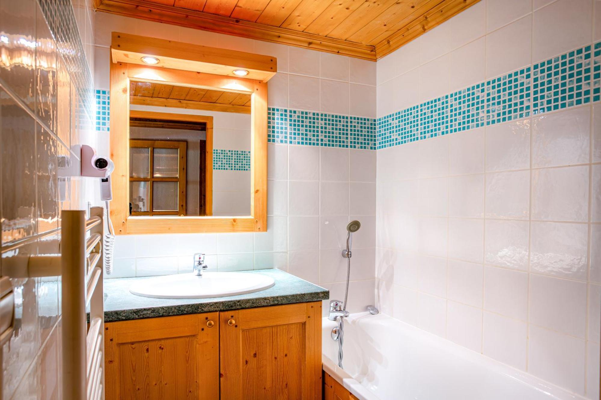 סן-מרטין-דה-בלוויל Residence Chalet De L'Adonis מראה חיצוני תמונה