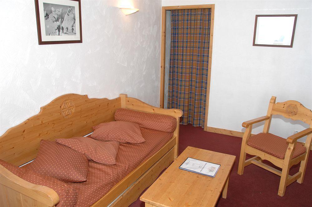 סן-מרטין-דה-בלוויל Residence Chalet De L'Adonis מראה חיצוני תמונה