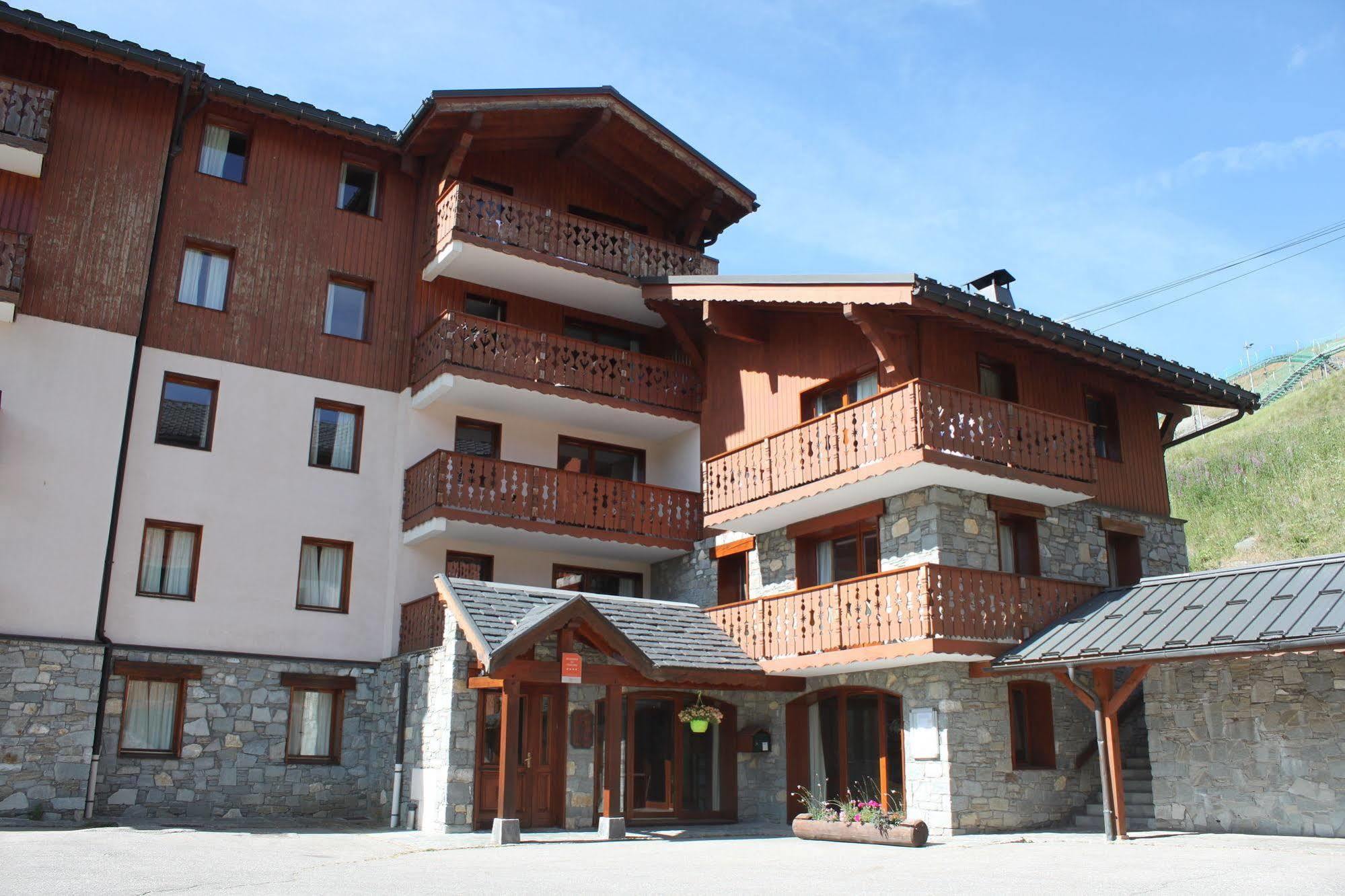 סן-מרטין-דה-בלוויל Residence Chalet De L'Adonis מראה חיצוני תמונה