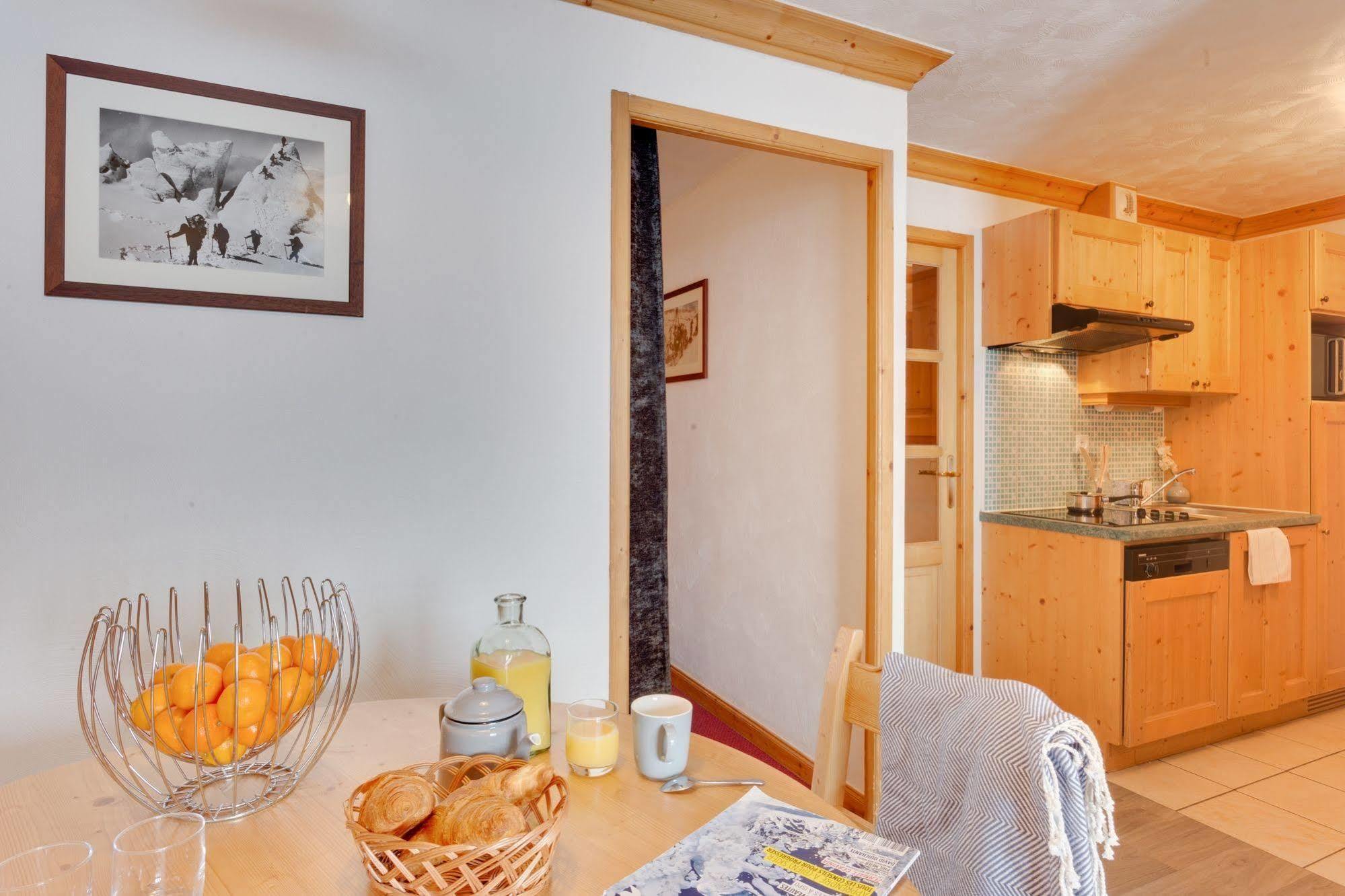 סן-מרטין-דה-בלוויל Residence Chalet De L'Adonis מראה חיצוני תמונה