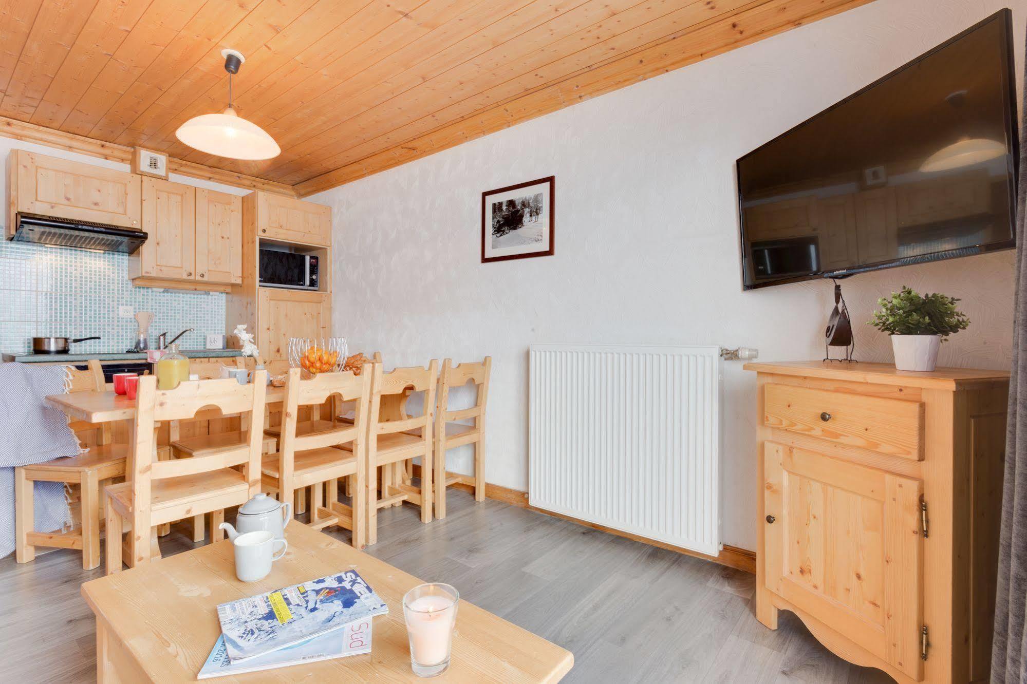 סן-מרטין-דה-בלוויל Residence Chalet De L'Adonis מראה חיצוני תמונה